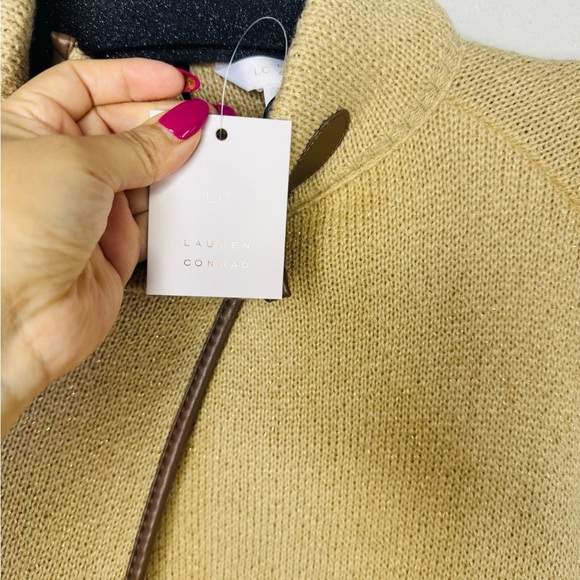 Beige Cape with Brown Trim - Picture 6 of 8